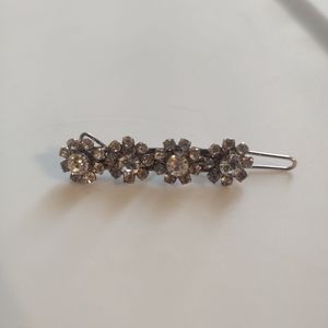 Silver diamond flower hair clip